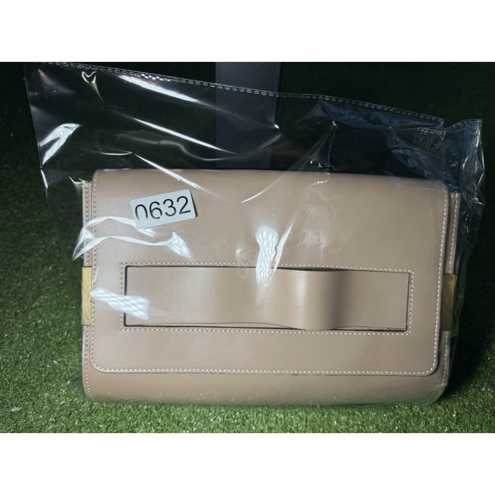 Alberta Di Canio Italian Leather Clutch Beige Taupe Gold Hardware Made In Italy - Picture 9 of 9